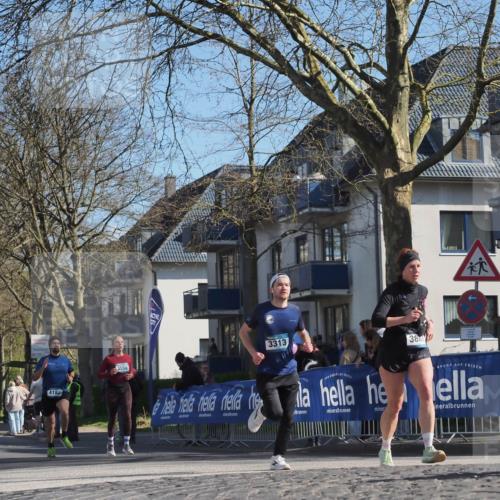 06.04.2025 - 44. Internationalen Wilhelmsburger Insellauf Luisa Fischer http://msf.ph/oto/7581539 06.04.2025 10:45:39 Ziel 4182, 3313, 3801, 3550 meine-sportfotos.de