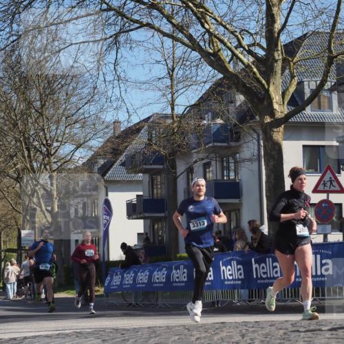 06.04.2025 - 44. Internationalen Wilhelmsburger Insellauf Luisa Fischer http://msf.ph/oto/7581544 06.04.2025 10:45:39 Ziel 4182, 3550, 3313, 386 meine-sportfotos.de