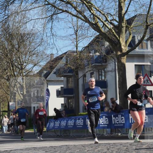 06.04.2025 - 44. Internationalen Wilhelmsburger Insellauf Luisa Fischer http://msf.ph/oto/7581550 06.04.2025 10:45:39 Ziel 4182, 3550, 3313, 36 meine-sportfotos.de
