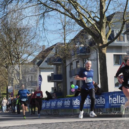 06.04.2025 - 44. Internationalen Wilhelmsburger Insellauf Luisa Fischer http://msf.ph/oto/7581556 06.04.2025 10:45:40 Ziel 4182, 3550, 3313, 3867 meine-sportfotos.de