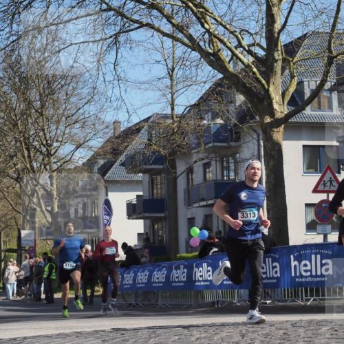 06.04.2025 - 44. Internationalen Wilhelmsburger Insellauf Luisa Fischer http://msf.ph/oto/7581561 06.04.2025 10:45:40 Ziel 4182, 550, 3313, 38 meine-sportfotos.de