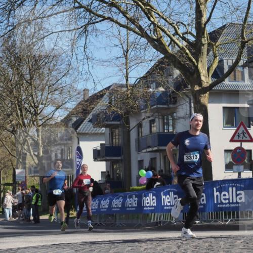 06.04.2025 - 44. Internationalen Wilhelmsburger Insellauf Luisa Fischer http://msf.ph/oto/7581567 06.04.2025 10:45:40 Ziel 4182, 3550, 3313, 38 meine-sportfotos.de