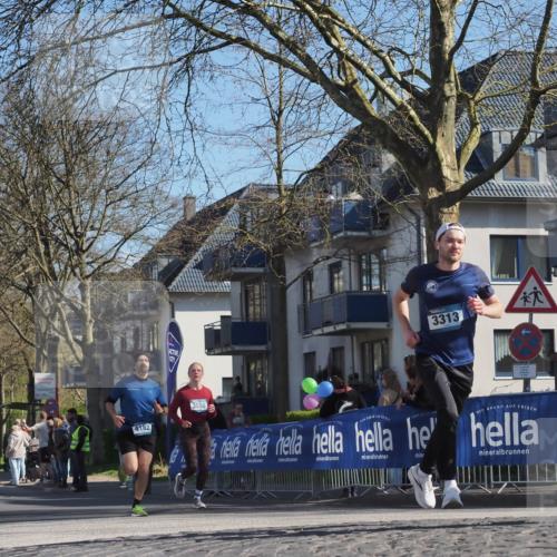 06.04.2025 - 44. Internationalen Wilhelmsburger Insellauf Luisa Fischer http://msf.ph/oto/7581572 06.04.2025 10:45:40 Ziel 3313, 7, 4182, 3550 meine-sportfotos.de