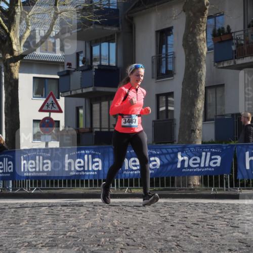 06.04.2025 - 44. Internationalen Wilhelmsburger Insellauf Luisa Fischer http://msf.ph/oto/7581606 06.04.2025 10:40:36 Ziel 3467 meine-sportfotos.de