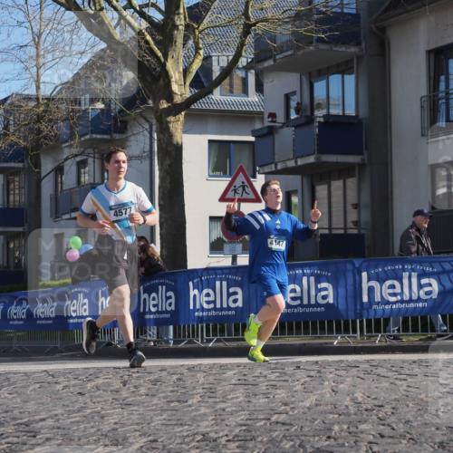 06.04.2025 - 44. Internationalen Wilhelmsburger Insellauf Luisa Fischer http://msf.ph/oto/7581669 06.04.2025 10:40:46 Ziel 4577, 4147 meine-sportfotos.de