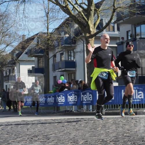 06.04.2025 - 44. Internationalen Wilhelmsburger Insellauf Luisa Fischer http://msf.ph/oto/7581835 06.04.2025 10:40:55 Ziel 8400, 3390, 4241, 3635 meine-sportfotos.de