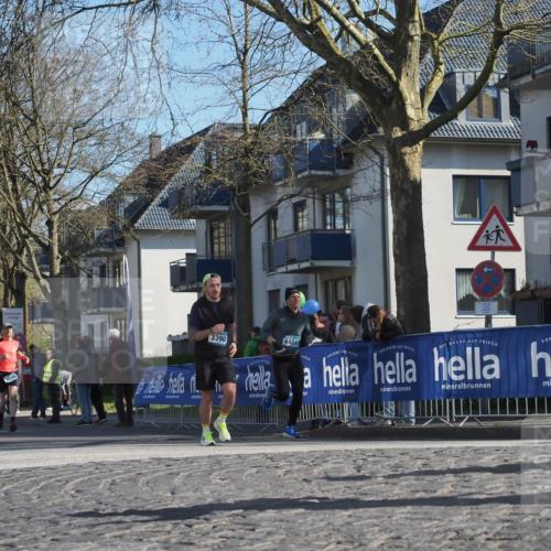06.04.2025 - 44. Internationalen Wilhelmsburger Insellauf Luisa Fischer http://msf.ph/oto/7581883 06.04.2025 10:40:56 Ziel 4499, 3390, 4481 meine-sportfotos.de