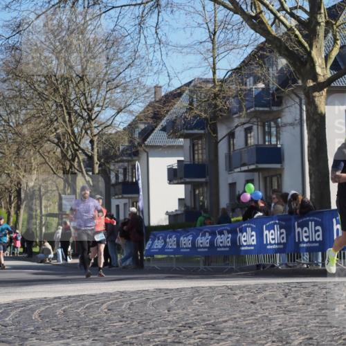 06.04.2025 - 44. Internationalen Wilhelmsburger Insellauf Luisa Fischer http://msf.ph/oto/7581956 06.04.2025 10:40:58 Ziel 390, 4499 meine-sportfotos.de