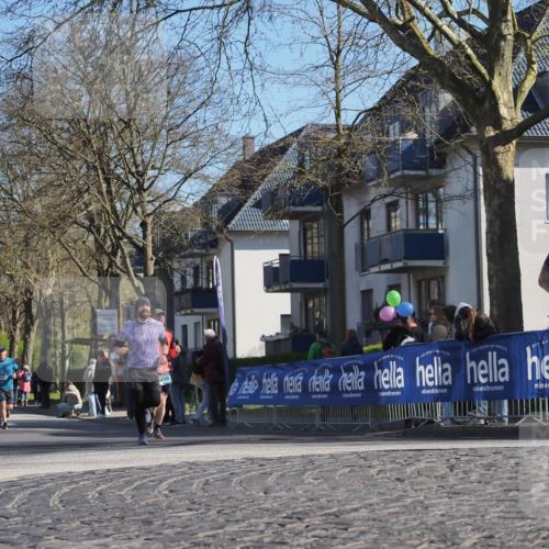 06.04.2025 - 44. Internationalen Wilhelmsburger Insellauf Luisa Fischer http://msf.ph/oto/7581964 06.04.2025 10:40:58 Ziel 3390, 499 meine-sportfotos.de