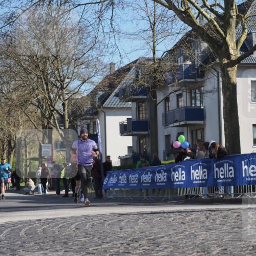 06.04.2025 - 44. Internationalen Wilhelmsburger Insellauf Luisa Fischer http://msf.ph/oto/7581993 06.04.2025 10:40:58 Ziel  meine-sportfotos.de