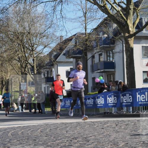 06.04.2025 - 44. Internationalen Wilhelmsburger Insellauf Luisa Fischer http://msf.ph/oto/7582055 06.04.2025 10:40:59 Ziel 4111, 499 meine-sportfotos.de