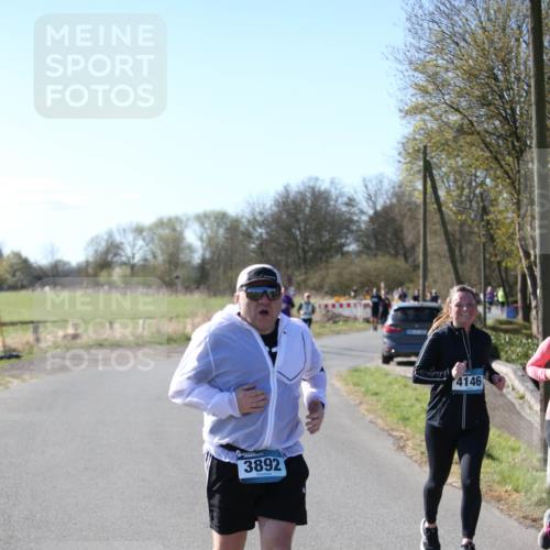 06.04.2025 - 44. Internationalen Wilhelmsburger Insellauf Jannik Wohlers http://msf.ph/oto/7595874 06.04.2025 10:34:38 Laufen 3892, 4146 meine-sportfotos.de