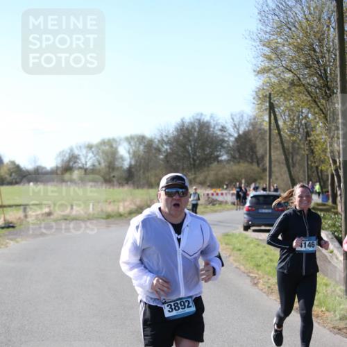 06.04.2025 - 44. Internationalen Wilhelmsburger Insellauf Jannik Wohlers http://msf.ph/oto/7595878 06.04.2025 10:34:39 Laufen 3892, 4146 meine-sportfotos.de