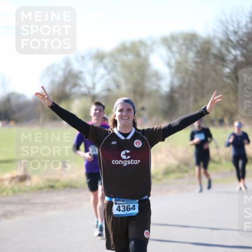 06.04.2025 - 44. Internationalen Wilhelmsburger Insellauf Jannik Wohlers http://msf.ph/oto/7595929 06.04.2025 10:34:47 Laufen 4364 meine-sportfotos.de