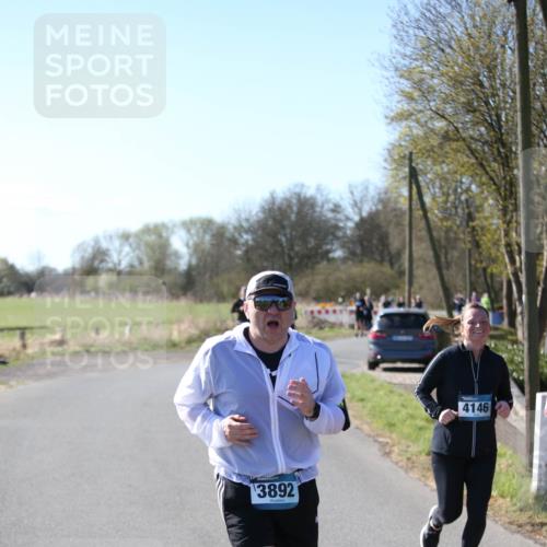 06.04.2025 - 44. Internationalen Wilhelmsburger Insellauf Jannik Wohlers http://msf.ph/oto/7596131 06.04.2025 10:34:39 Laufen 3892, 4146 meine-sportfotos.de