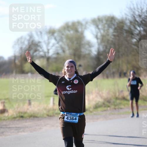 06.04.2025 - 44. Internationalen Wilhelmsburger Insellauf Jannik Wohlers http://msf.ph/oto/7596150 06.04.2025 10:34:46 Laufen 4364 meine-sportfotos.de