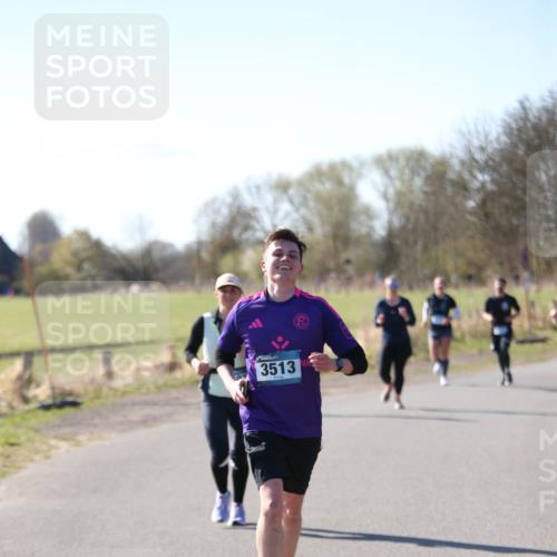 06.04.2025 - 44. Internationalen Wilhelmsburger Insellauf Jannik Wohlers http://msf.ph/oto/7596267 06.04.2025 10:34:51 Laufen 3513 meine-sportfotos.de