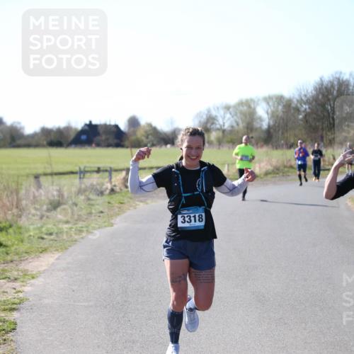 06.04.2025 - 44. Internationalen Wilhelmsburger Insellauf Jannik Wohlers http://msf.ph/oto/7596380 06.04.2025 10:35:03 Laufen 3318, 3352, 3043 meine-sportfotos.de