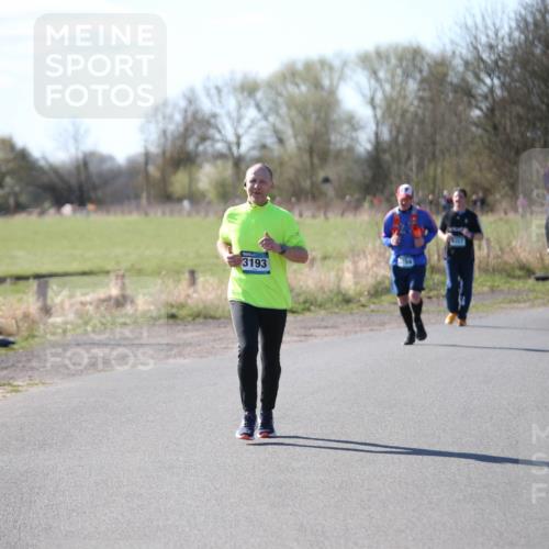 06.04.2025 - 44. Internationalen Wilhelmsburger Insellauf Jannik Wohlers http://msf.ph/oto/7596402 06.04.2025 10:35:06 Laufen 3193, 4357 meine-sportfotos.de