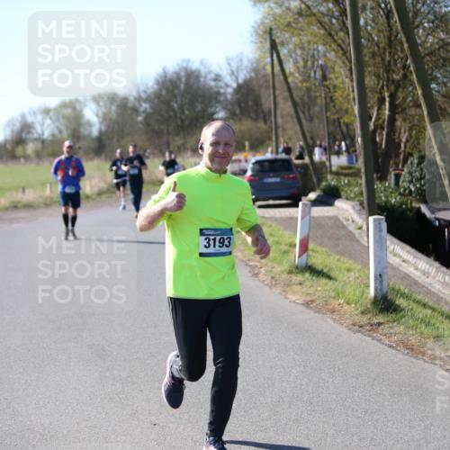 06.04.2025 - 44. Internationalen Wilhelmsburger Insellauf Jannik Wohlers http://msf.ph/oto/7596437 06.04.2025 10:35:09 Laufen 3193 meine-sportfotos.de