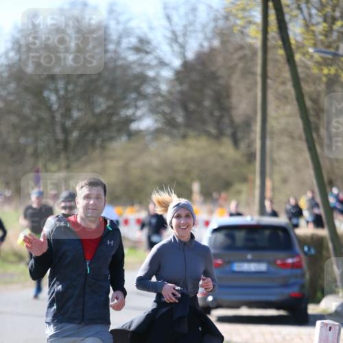06.04.2025 - 44. Internationalen Wilhelmsburger Insellauf Jannik Wohlers http://msf.ph/oto/7596708 06.04.2025 10:35:31 Laufen  meine-sportfotos.de