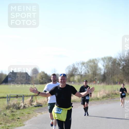 06.04.2025 - 44. Internationalen Wilhelmsburger Insellauf Jannik Wohlers http://msf.ph/oto/7596868 06.04.2025 10:35:43 Laufen 5107 meine-sportfotos.de