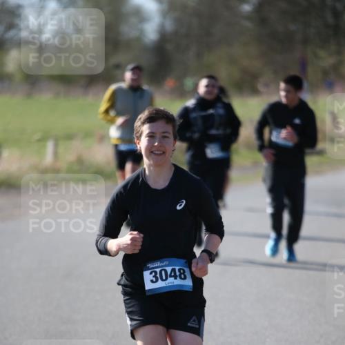 06.04.2025 - 44. Internationalen Wilhelmsburger Insellauf Jannik Wohlers http://msf.ph/oto/7596956 06.04.2025 10:35:51 Laufen 3048 meine-sportfotos.de