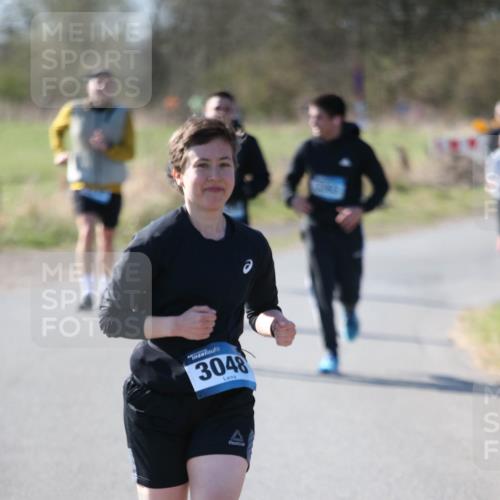 06.04.2025 - 44. Internationalen Wilhelmsburger Insellauf Jannik Wohlers http://msf.ph/oto/7596965 06.04.2025 10:35:51 Laufen 3048 meine-sportfotos.de