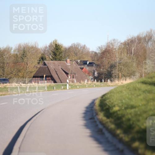 06.04.2025 - 44. Internationalen Wilhelmsburger Insellauf Jannik Wohlers http://msf.ph/oto/7597009 06.04.2025 09:00:10 Laufen  meine-sportfotos.de