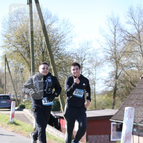 06.04.2025 - 44. Internationalen Wilhelmsburger Insellauf Jannik Wohlers http://msf.ph/oto/7597033 06.04.2025 10:35:57 Laufen 33, 3393 meine-sportfotos.de