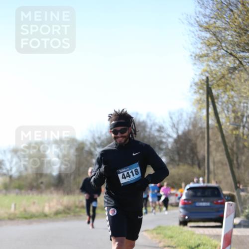 06.04.2025 - 44. Internationalen Wilhelmsburger Insellauf Jannik Wohlers http://msf.ph/oto/7597080 06.04.2025 10:36:00 Laufen 4418 meine-sportfotos.de