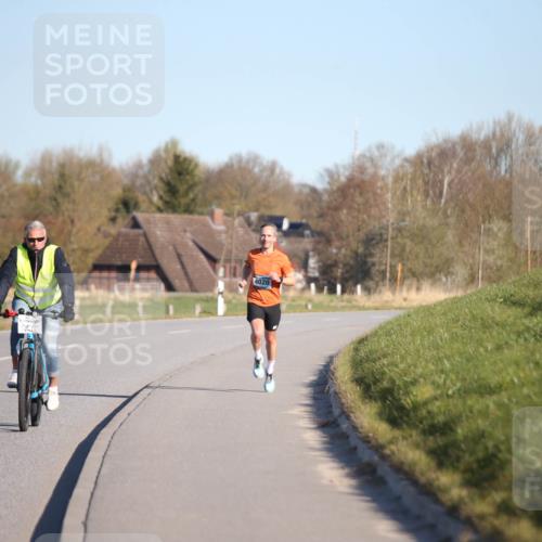 06.04.2025 - 44. Internationalen Wilhelmsburger Insellauf Jannik Wohlers http://msf.ph/oto/7597081 06.04.2025 09:15:29 Laufen 4020 meine-sportfotos.de