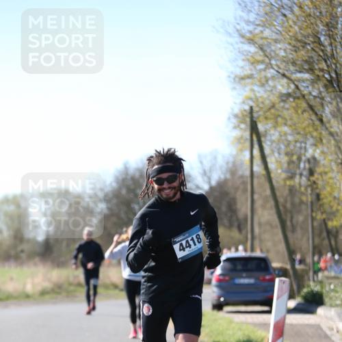 06.04.2025 - 44. Internationalen Wilhelmsburger Insellauf Jannik Wohlers http://msf.ph/oto/7597091 06.04.2025 10:36:00 Laufen 4418 meine-sportfotos.de