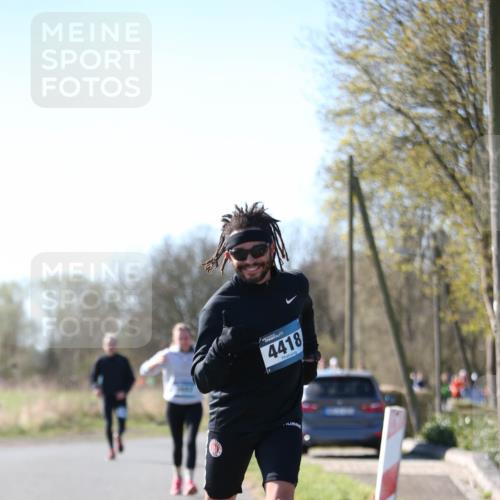 06.04.2025 - 44. Internationalen Wilhelmsburger Insellauf Jannik Wohlers http://msf.ph/oto/7597096 06.04.2025 10:36:00 Laufen 4418 meine-sportfotos.de