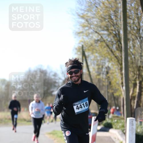 06.04.2025 - 44. Internationalen Wilhelmsburger Insellauf Jannik Wohlers http://msf.ph/oto/7597108 06.04.2025 10:36:00 Laufen 4418 meine-sportfotos.de