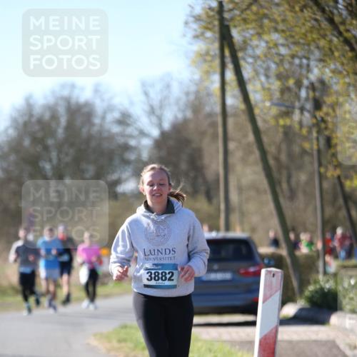 06.04.2025 - 44. Internationalen Wilhelmsburger Insellauf Jannik Wohlers http://msf.ph/oto/7597147 06.04.2025 10:36:03 Laufen 3882 meine-sportfotos.de