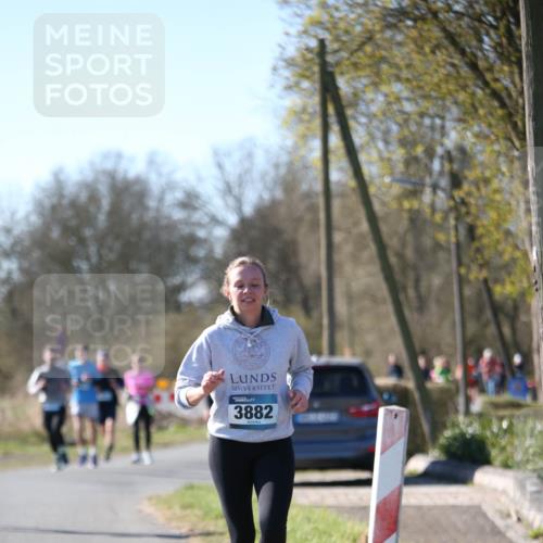 06.04.2025 - 44. Internationalen Wilhelmsburger Insellauf Jannik Wohlers http://msf.ph/oto/7597150 06.04.2025 10:36:03 Laufen 3882 meine-sportfotos.de