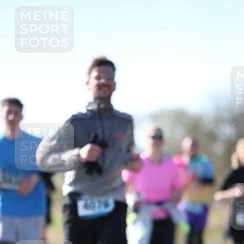 06.04.2025 - 44. Internationalen Wilhelmsburger Insellauf Jannik Wohlers http://msf.ph/oto/7597243 06.04.2025 10:36:17 Laufen 4076 meine-sportfotos.de
