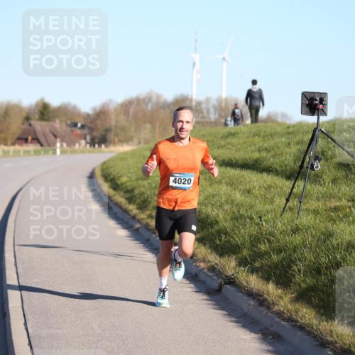 06.04.2025 - 44. Internationalen Wilhelmsburger Insellauf Jannik Wohlers http://msf.ph/oto/7597332 06.04.2025 09:15:36 Laufen 4020 meine-sportfotos.de