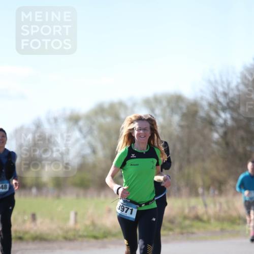 06.04.2025 - 44. Internationalen Wilhelmsburger Insellauf Jannik Wohlers http://msf.ph/oto/7597412 06.04.2025 10:36:29 Laufen 48, 3971 meine-sportfotos.de