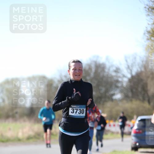 06.04.2025 - 44. Internationalen Wilhelmsburger Insellauf Jannik Wohlers http://msf.ph/oto/7597454 06.04.2025 10:36:32 Laufen 3730 meine-sportfotos.de