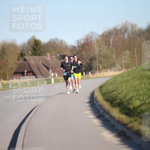 06.04.2025 - 44. Internationalen Wilhelmsburger Insellauf Jannik Wohlers http://msf.ph/oto/7597536 06.04.2025 09:16:25 Laufen 3260 meine-sportfotos.de
