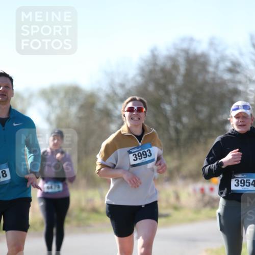 06.04.2025 - 44. Internationalen Wilhelmsburger Insellauf Jannik Wohlers http://msf.ph/oto/7597565 06.04.2025 10:36:39 Laufen 18, 3993, 3954 meine-sportfotos.de