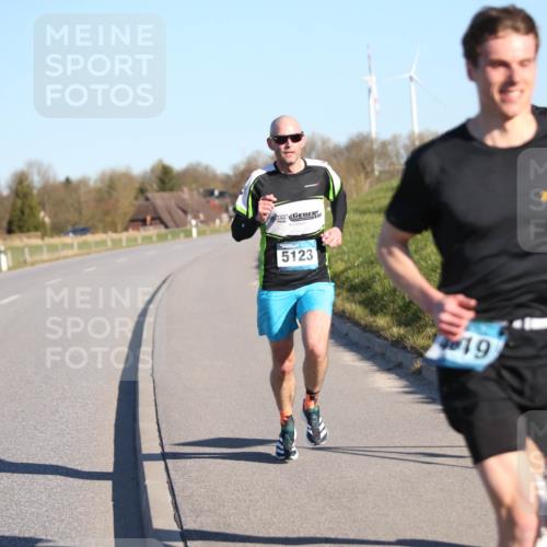 06.04.2025 - 44. Internationalen Wilhelmsburger Insellauf Jannik Wohlers http://msf.ph/oto/7597787 06.04.2025 09:16:37 Laufen 5123, 19 meine-sportfotos.de