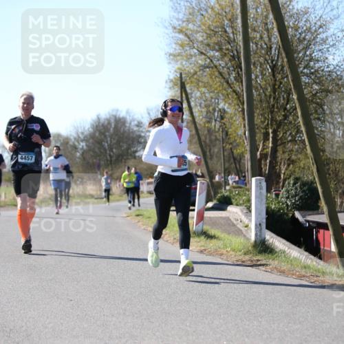 06.04.2025 - 44. Internationalen Wilhelmsburger Insellauf Jannik Wohlers http://msf.ph/oto/7597866 06.04.2025 10:37:27 Laufen 4457 meine-sportfotos.de