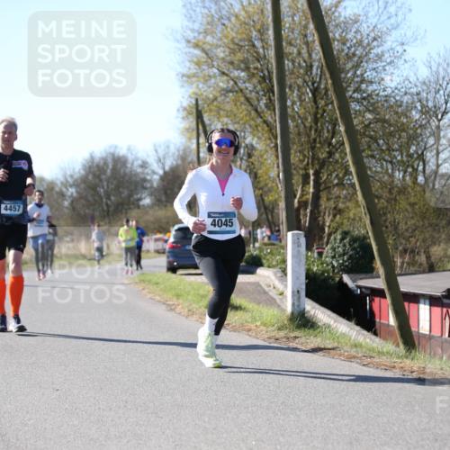 06.04.2025 - 44. Internationalen Wilhelmsburger Insellauf Jannik Wohlers http://msf.ph/oto/7597879 06.04.2025 10:37:27 Laufen 4457, 4045 meine-sportfotos.de