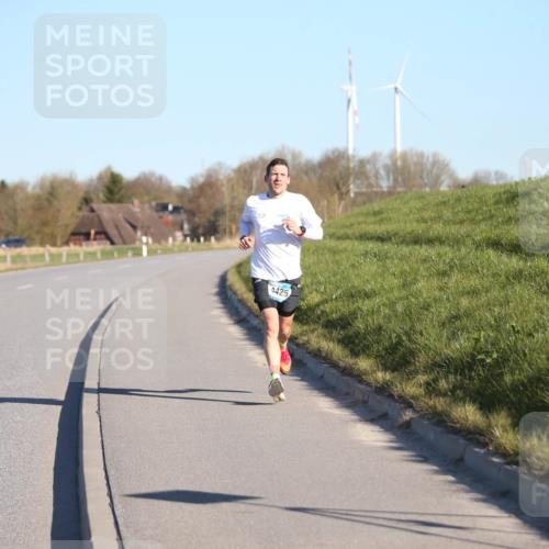 06.04.2025 - 44. Internationalen Wilhelmsburger Insellauf Jannik Wohlers http://msf.ph/oto/7597897 06.04.2025 09:16:51 Laufen 4425 meine-sportfotos.de