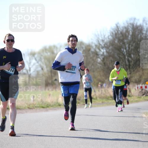 06.04.2025 - 44. Internationalen Wilhelmsburger Insellauf Jannik Wohlers http://msf.ph/oto/7597935 06.04.2025 10:37:30 Laufen 314, 3807, 3551 meine-sportfotos.de