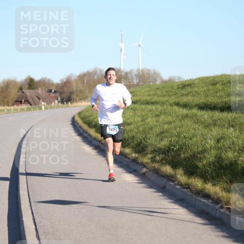 06.04.2025 - 44. Internationalen Wilhelmsburger Insellauf Jannik Wohlers http://msf.ph/oto/7597951 06.04.2025 09:16:52 Laufen 4425 meine-sportfotos.de