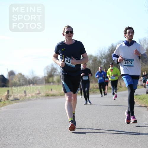 06.04.2025 - 44. Internationalen Wilhelmsburger Insellauf Jannik Wohlers http://msf.ph/oto/7597985 06.04.2025 10:37:33 Laufen 43, 3583, 3807 meine-sportfotos.de
